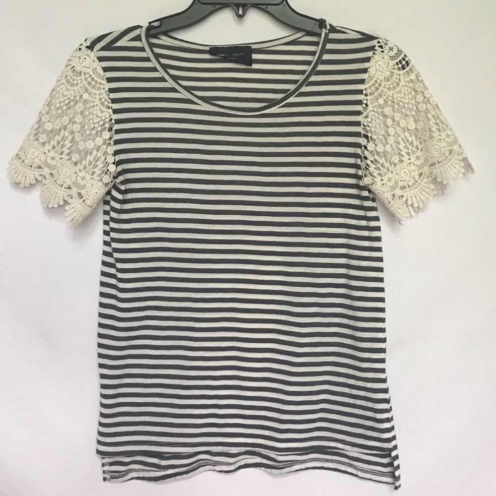 Romeo & Juliet Couture striped t-shirt w/ lace